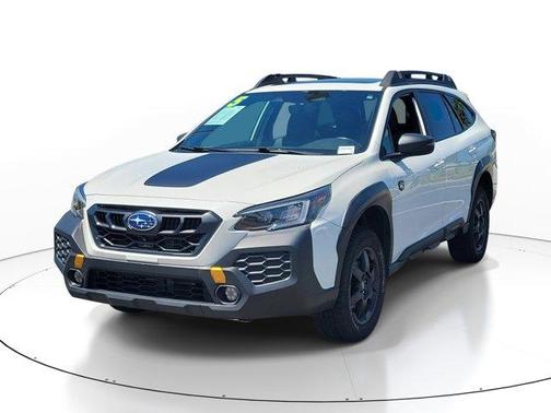 Crystal White Pearl 2025 Subaru Outback Wilderness