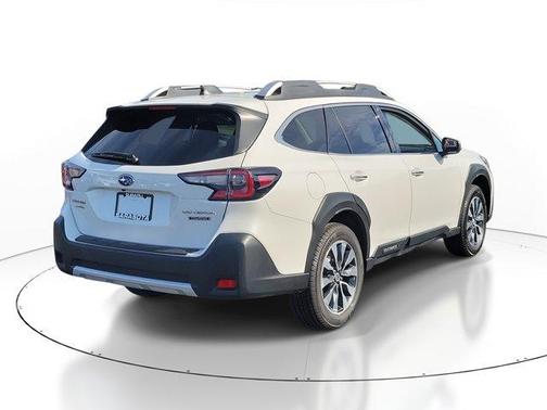 2023 Subaru Outback Touring
