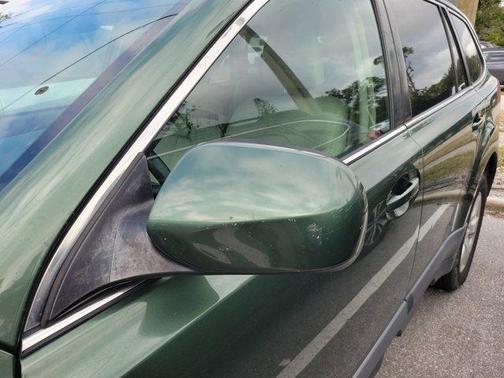 2010 Subaru Outback 2.5i Premium