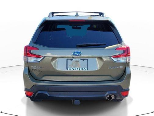 Autumn Green Metallic 2023 Subaru Forester Limited