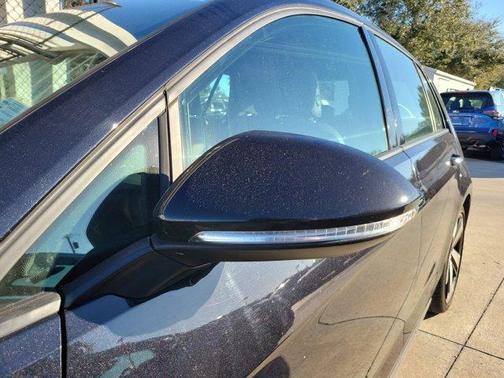 2020 Volkswagen Golf GTI 2.0T SE