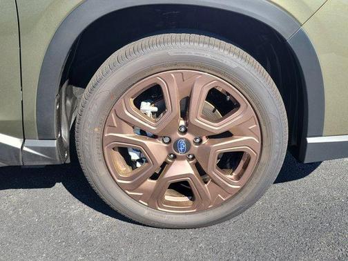 2025 Subaru Ascent Limited Bronze Edition