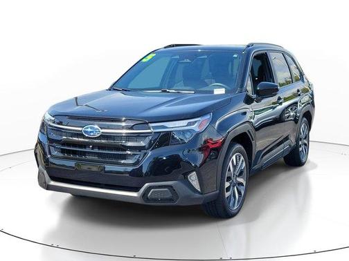 Crystal Black Silica 2025 Subaru Forester Touring