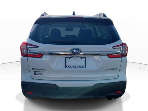 Crystal White Pearl 2023 Subaru Ascent Base 8-Passenger