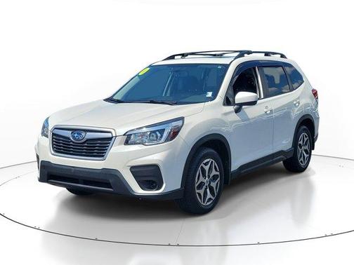 Crystal White Pearl 2020 Subaru Forester Premium