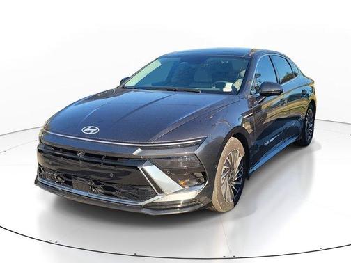 2024 Hyundai SONATA Hybrid Limited