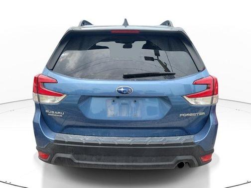 Horizon Blue Pearl 2024 Subaru Forester Limited