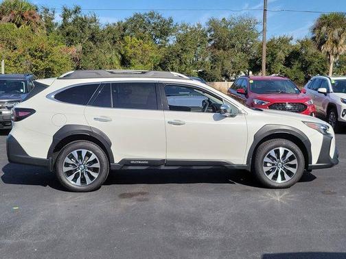 2025 Subaru Outback Touring XT