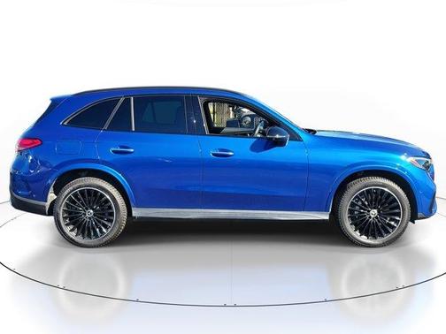 2023 Mercedes-Benz GLC 300 Base 4MATIC