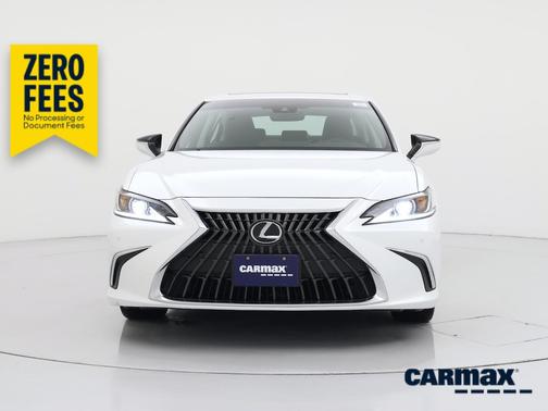 White 2025 Lexus ES 350