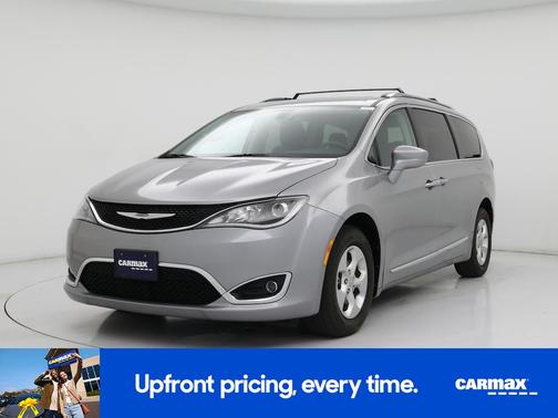 2017 Chrysler Pacifica Touring L-Plus