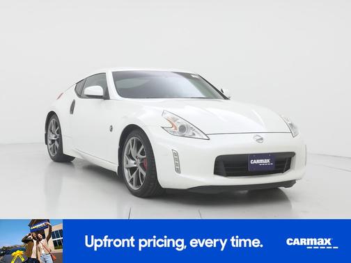 White 2014 Nissan 370Z
