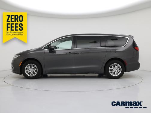 Silver 2023 Chrysler Pacifica Touring L