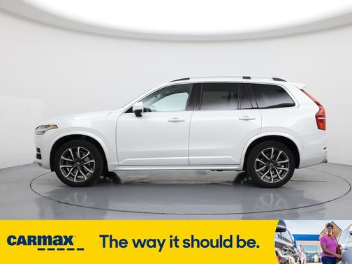 2019 Volvo XC90 T5 Momentum