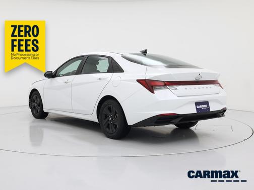 White 2021 Hyundai ELANTRA SEL