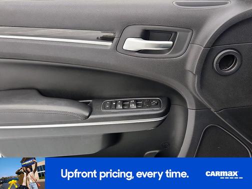 2015 Chrysler 300 Limited