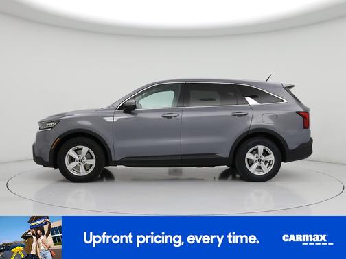 2022 Kia Sorento LX
