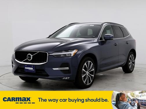 2022 Volvo XC60 B5 Momentum