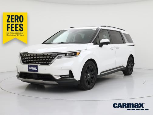 White 2023 Kia Carnival SX Prestige