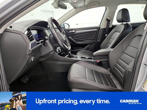 Silver 2024 Volkswagen Jetta SE