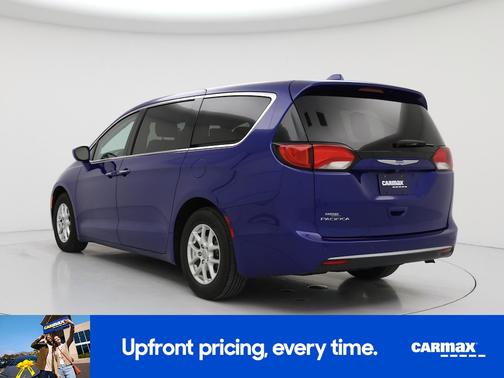 2020 Chrysler Pacifica Touring