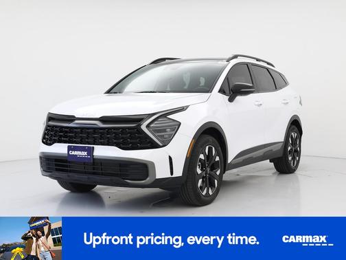 White 2024 Kia Sportage X-Line