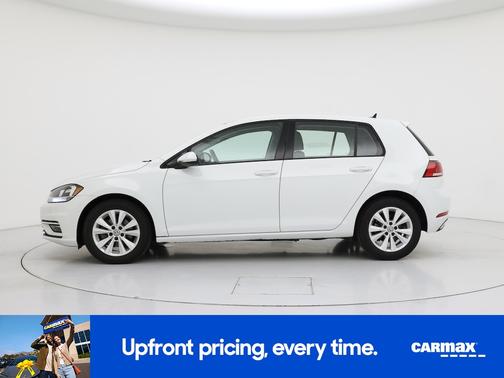 White 2018 Volkswagen Golf SE
