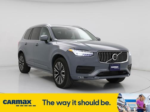 2020 Volvo XC90 T6 Momentum