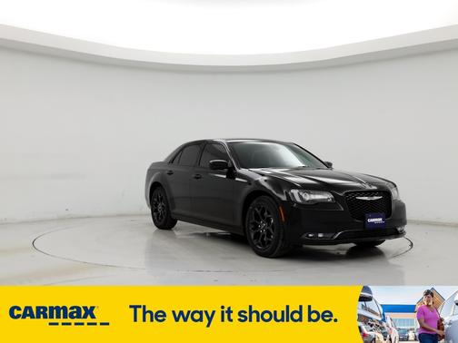 2019 Chrysler 300 S