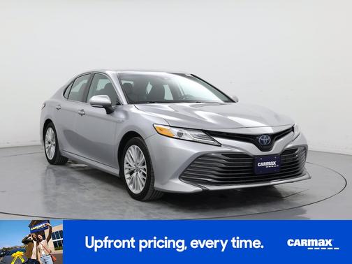 2020 Toyota Camry Hybrid XLE