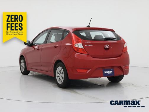 Red 2016 Hyundai Accent SE