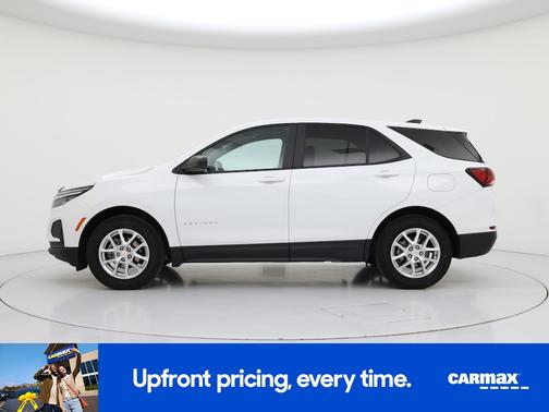 White 2022 Chevrolet Equinox LS