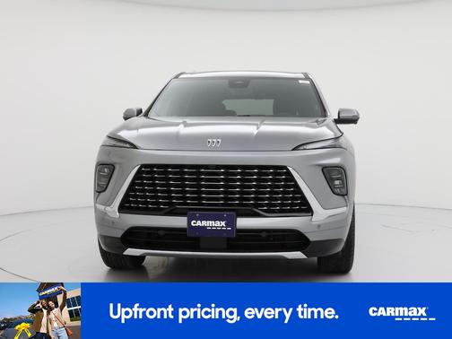 Silver 2025 Buick Enclave Avenir