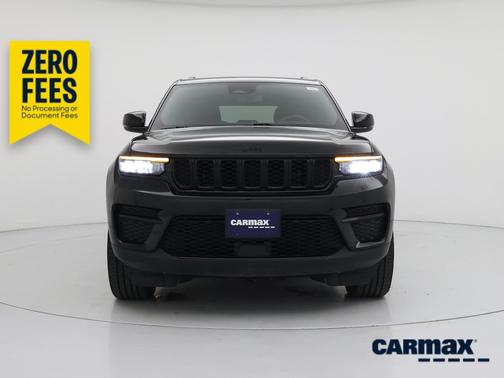 Black 2022 Jeep Grand Cherokee Altitude