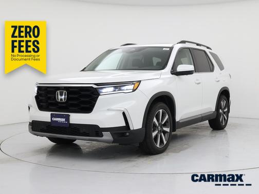 White 2025 Honda Pilot Elite