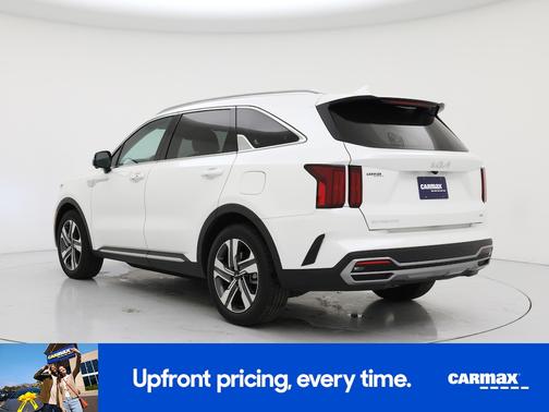 White 2024 Kia Sorento Hybrid SX Prestige