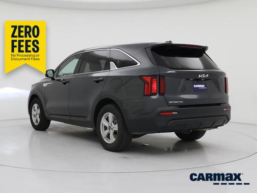 Gray 2023 Kia Sorento LX
