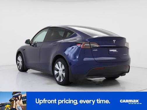 Blue 2022 Tesla Model Y Long Range