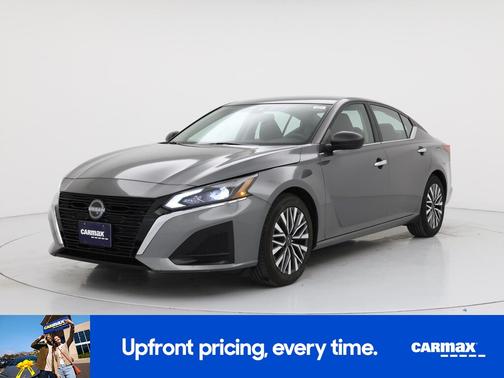 2024 Nissan Altima SV