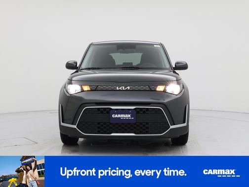 Gray 2023 Kia Soul LX