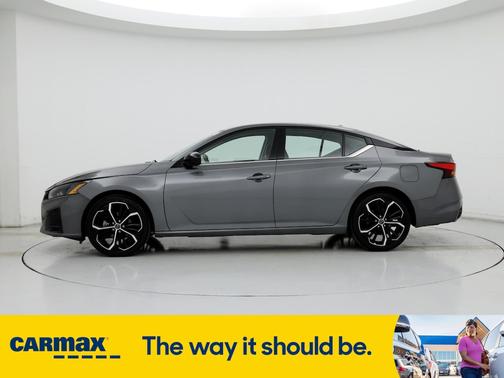 2023 Nissan Altima SR