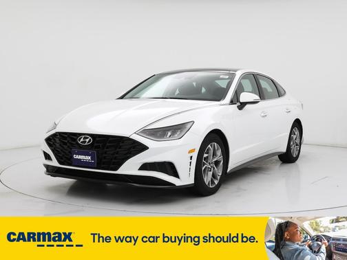 2022 Hyundai SONATA SEL