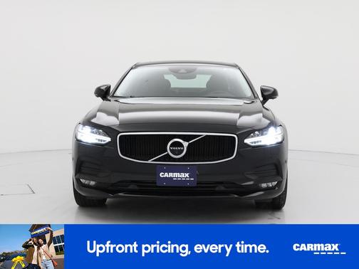 2018 Volvo S90 T5 Momentum