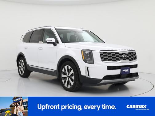 White 2021 Kia Telluride S