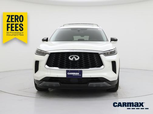 White 2025 INFINITI QX60 Sensory