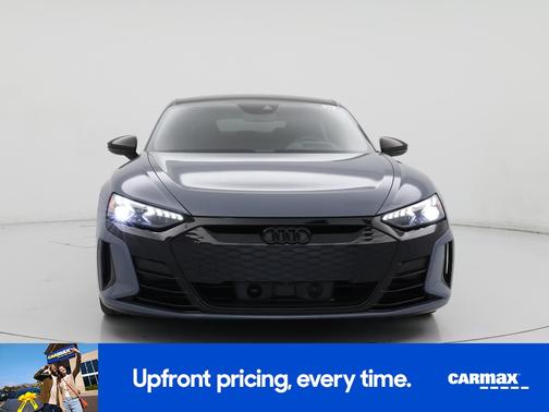 2022 Audi RS e-tron GT 