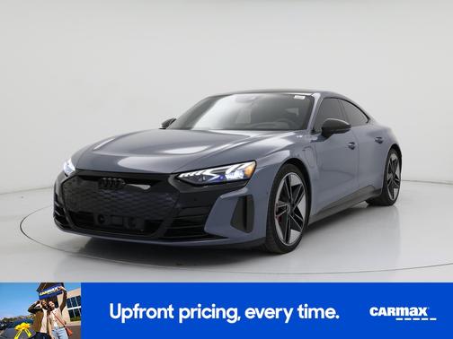 2022 Audi RS e-tron GT 