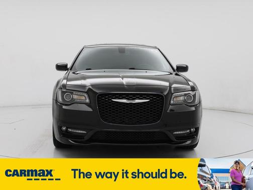 2019 Chrysler 300 S