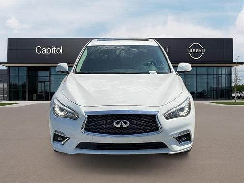 2022 INFINITI Q50 LUXE