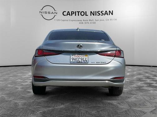 2023 Lexus ES 250 250